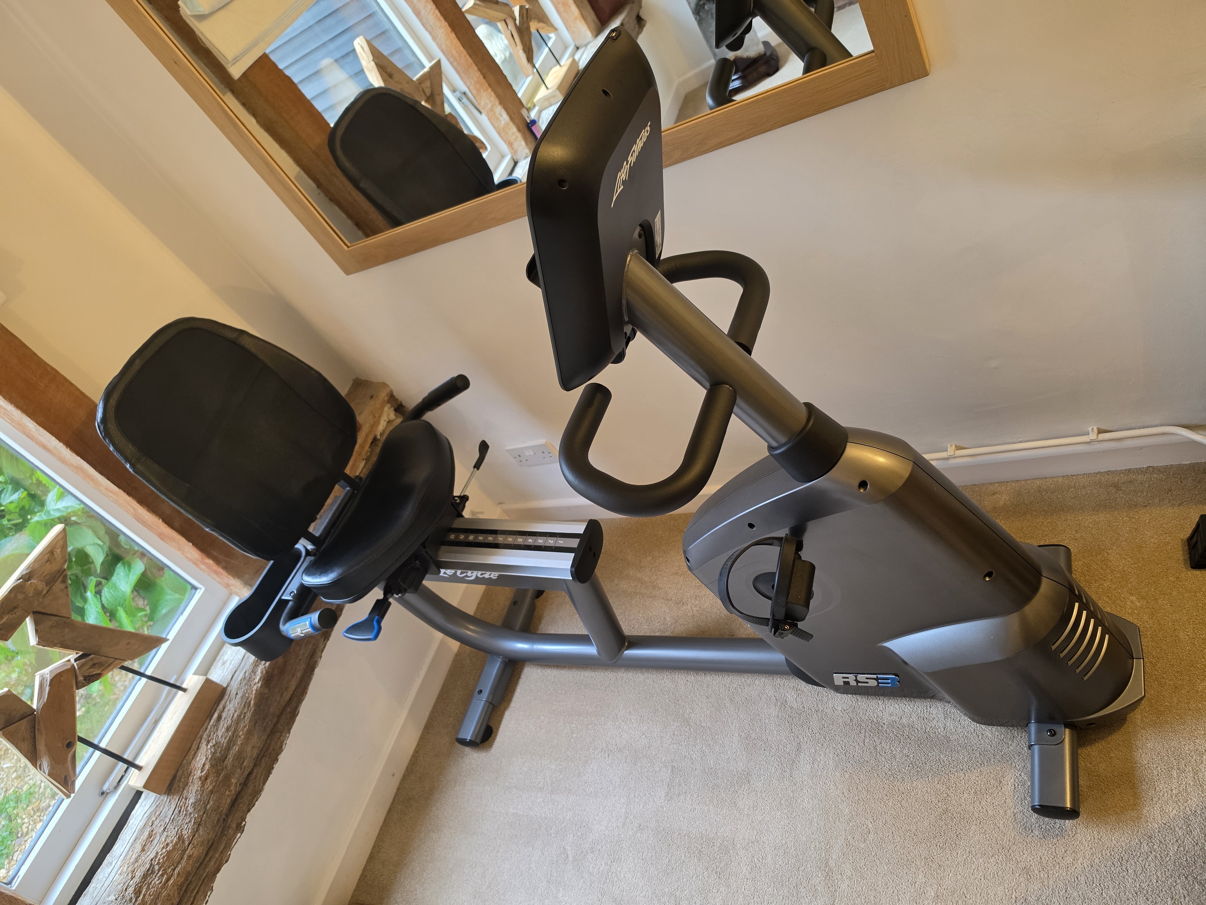 Used Life Fitness RS3 Recumbent Bikes — photo 5