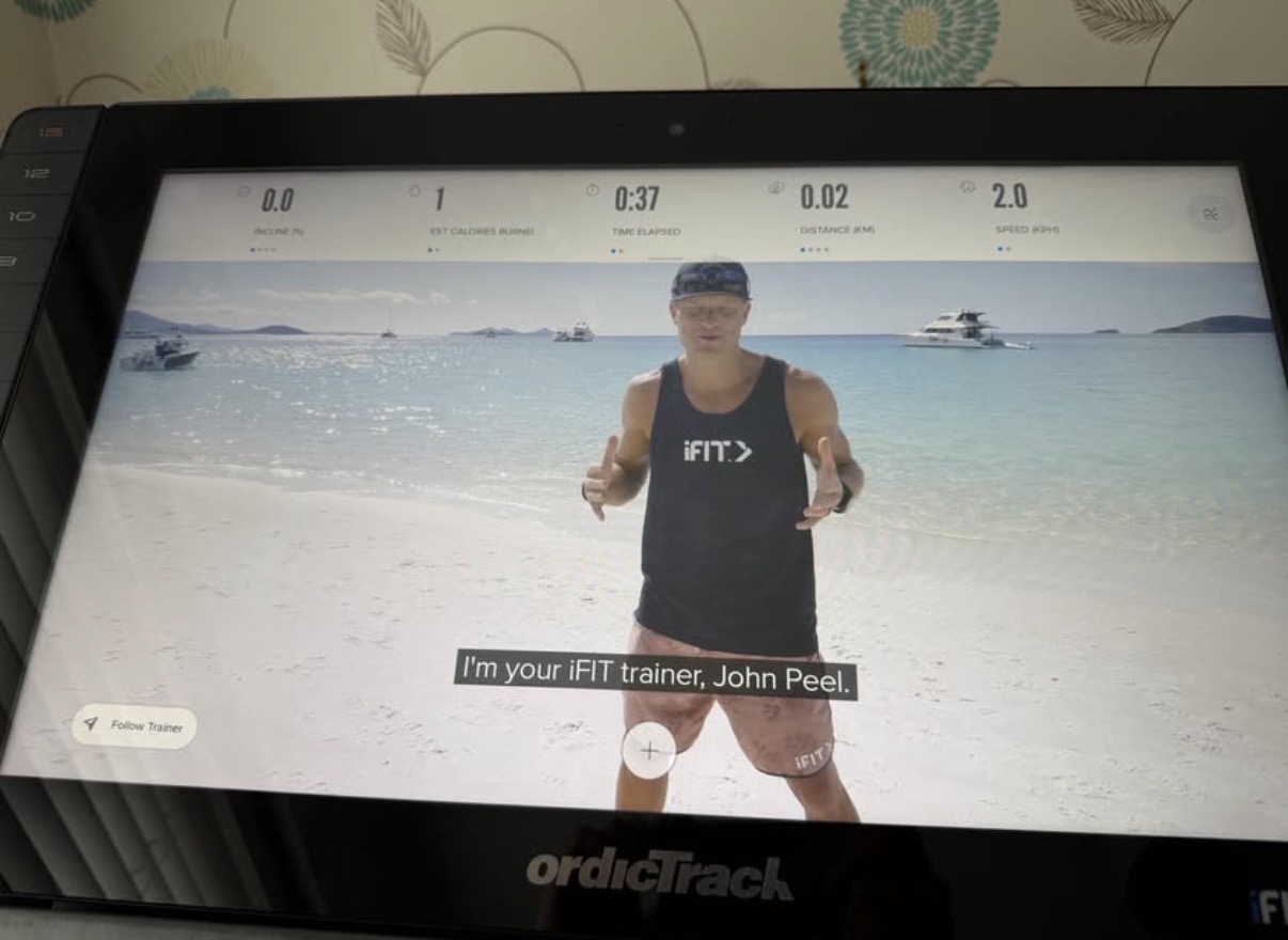 Used NordicTrack Commercial 2950 Treadmill — photo 5