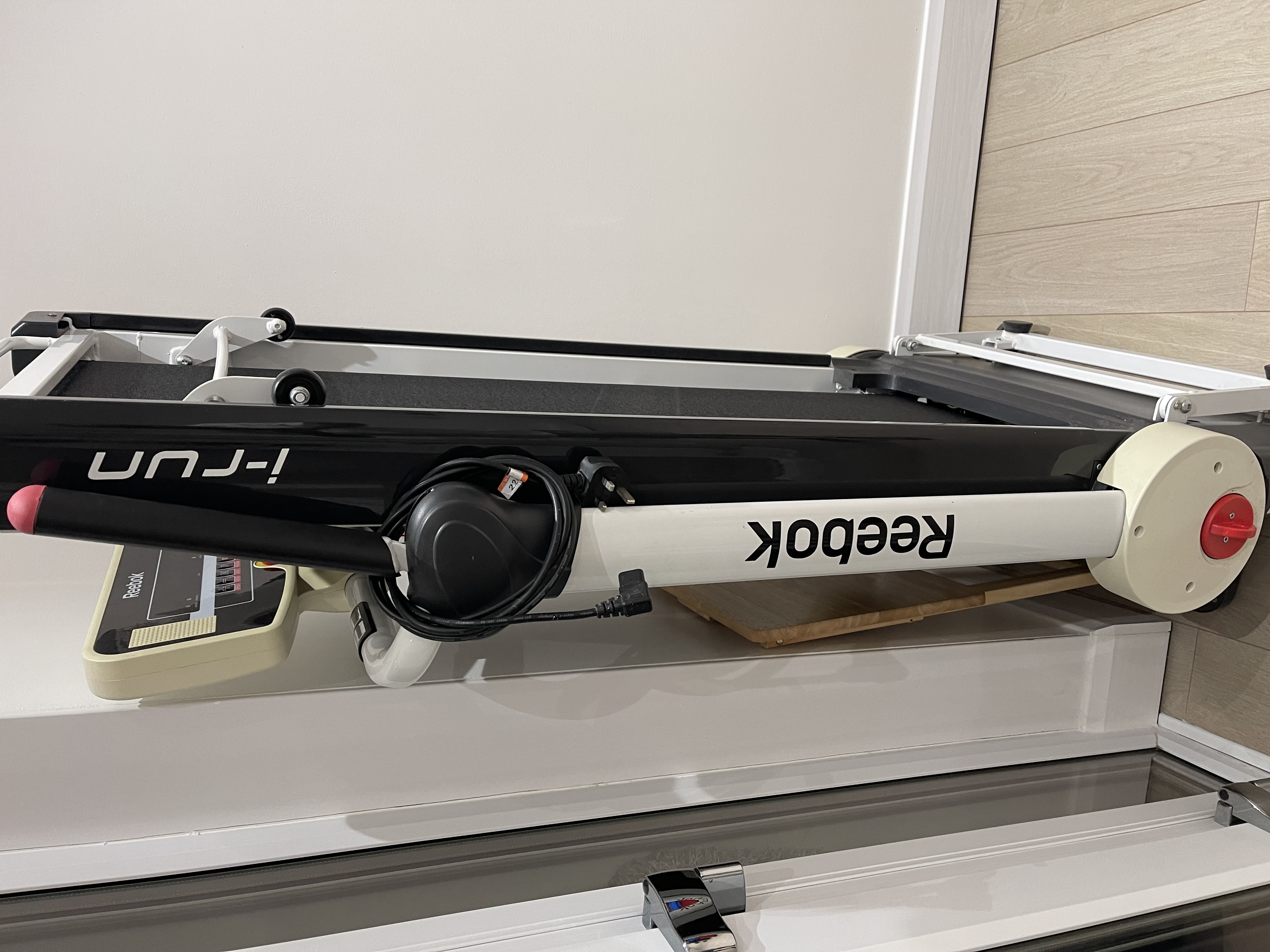 Used Reebok i-Run Treadmill — photo 5