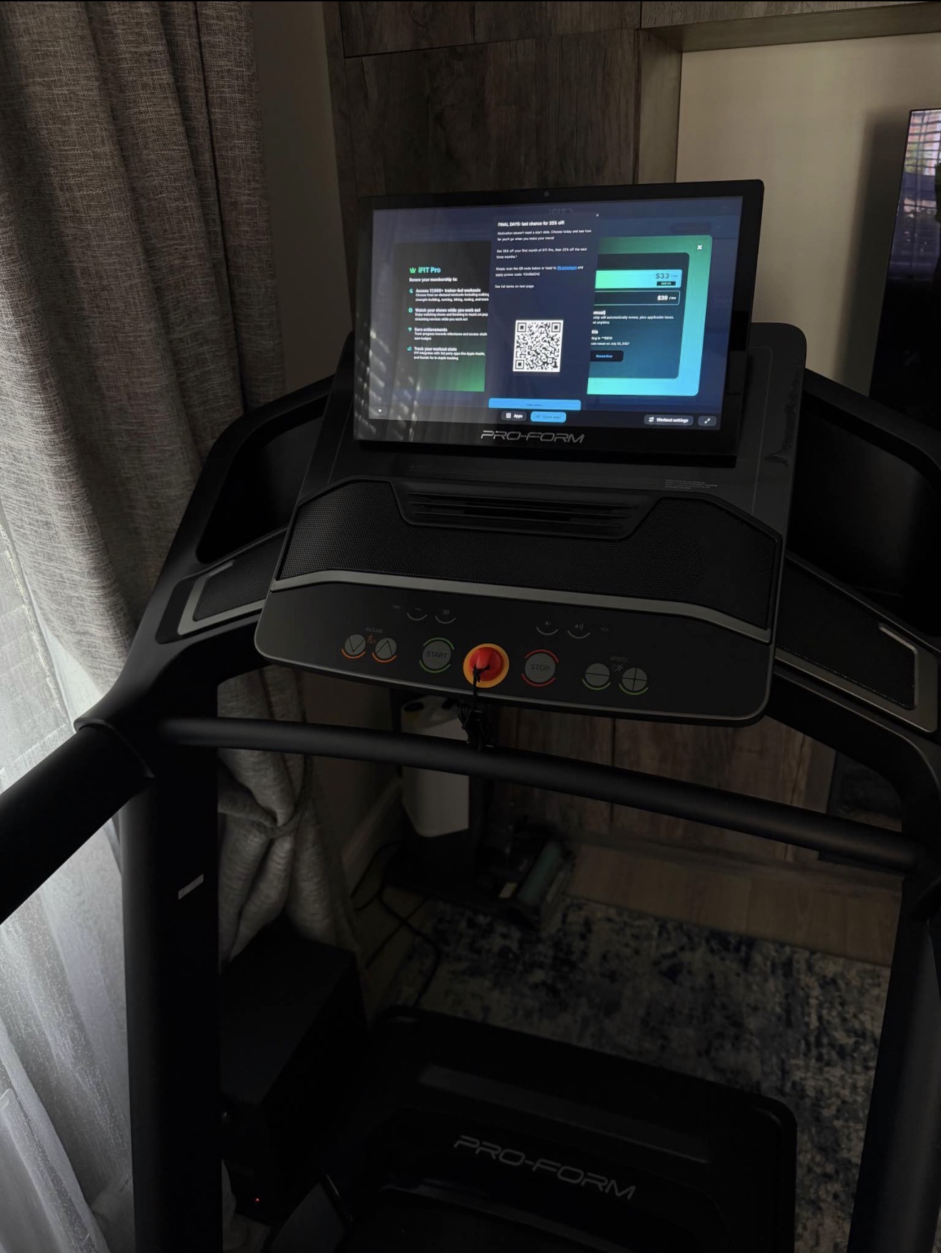 Used ProForm Preform Carbon Pro 9000 Treadmill — photo 6