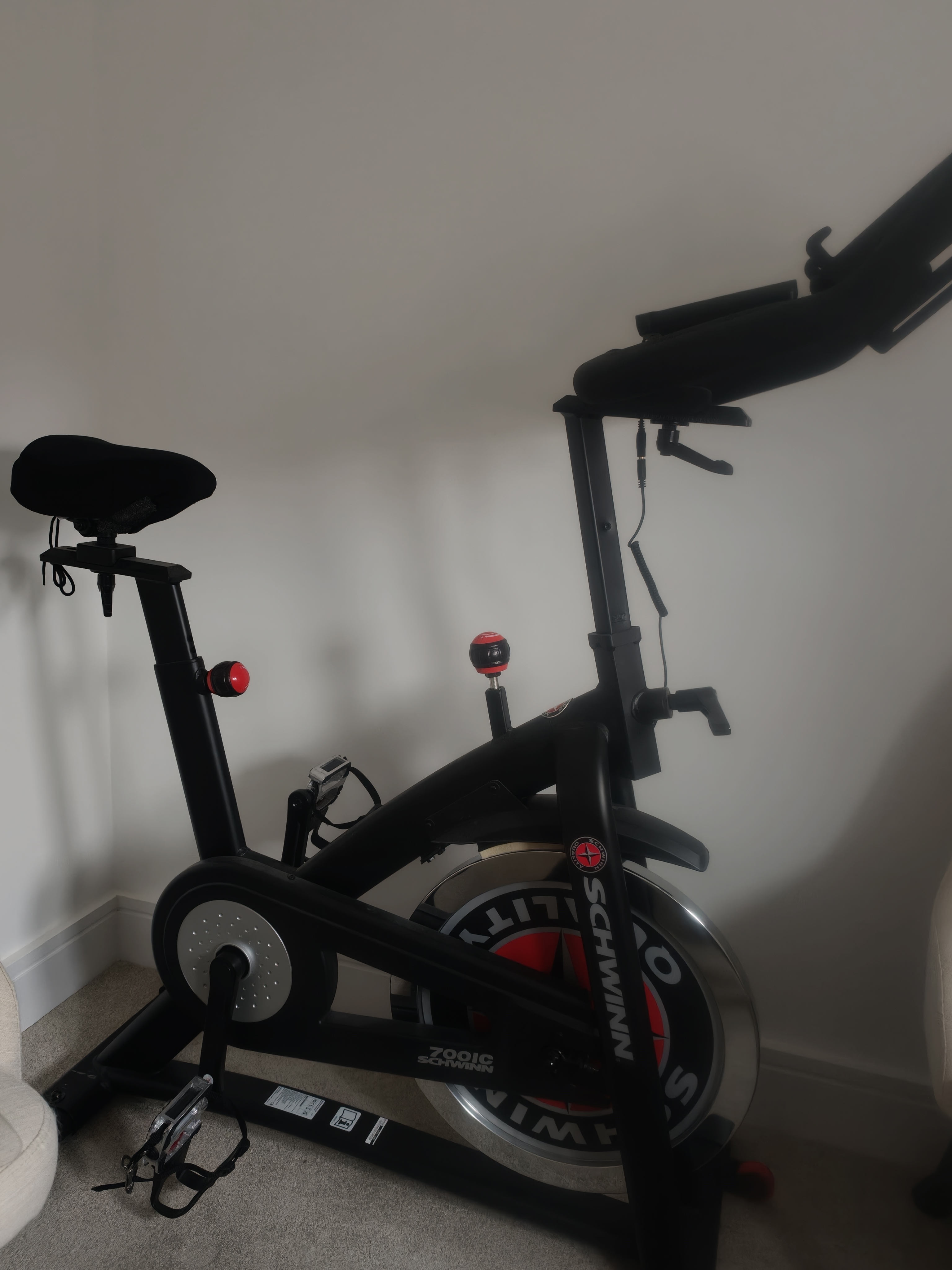 Used Schwinn Fitness 700ic Upright Bikes — photo 5