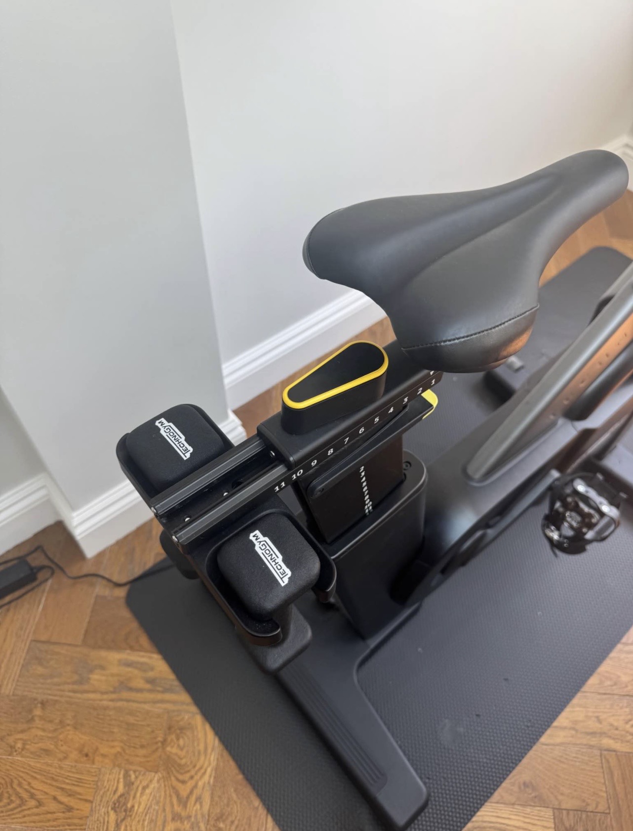 Used Technogym Bike - Like-new Condition Upright Bikes — photo 3