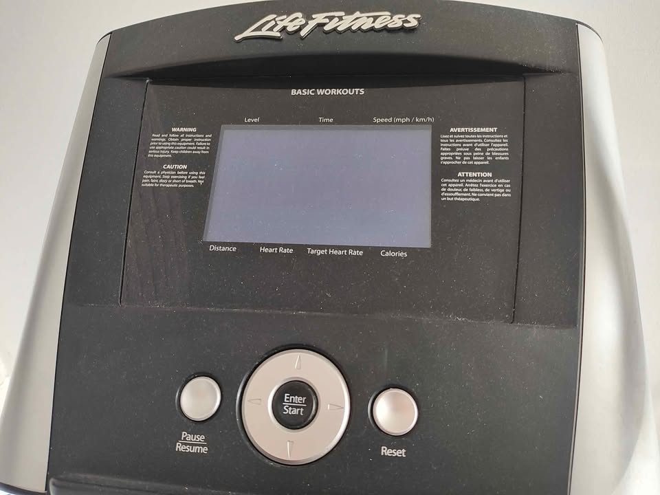 Used Life fitness C1 upright exercise bike Upright Bikes — photo 2