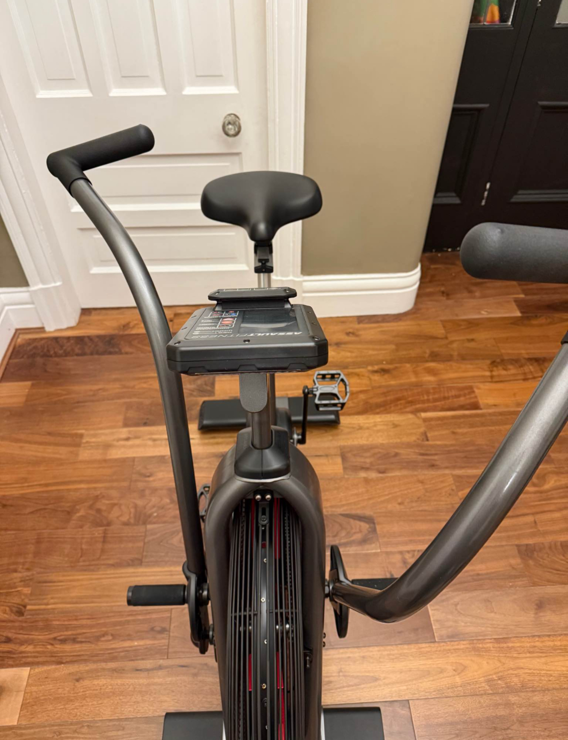Used Assault Fitness Air Bike Elite Assault Bike — photo 3