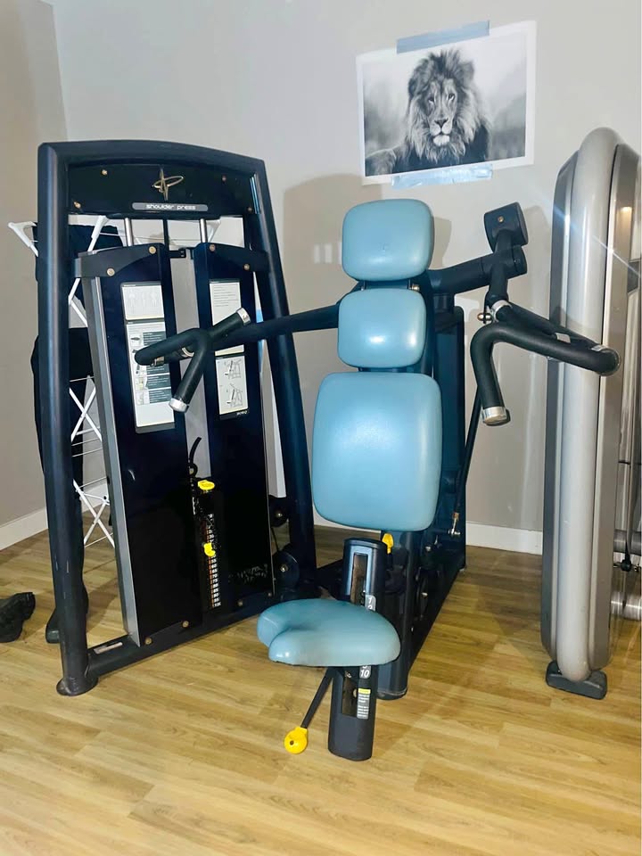 Used Pulse Shoulder Press Machine Pin Loaded Machine — photo 2
