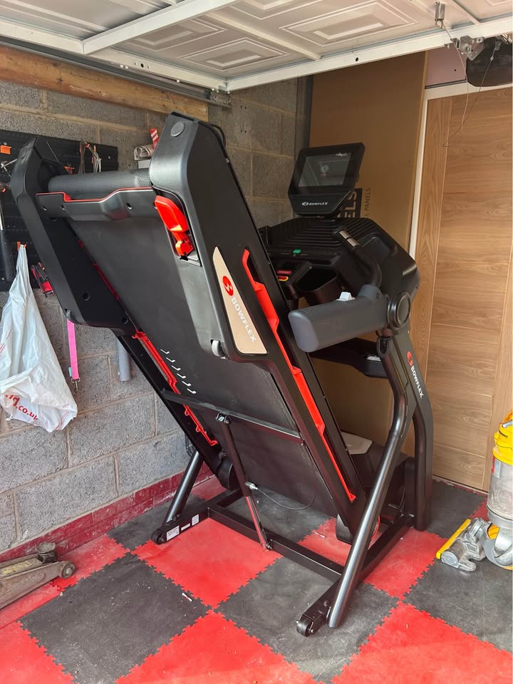 Used Bowflex BFX25 treadmill — photo 5
