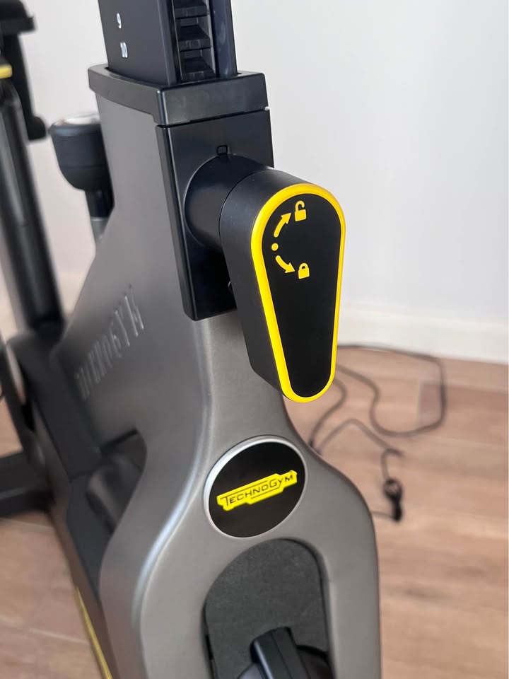 Used TechnoGym interactive upright Bike RRP £4170 // Reduced Spin Bikes — photo 5