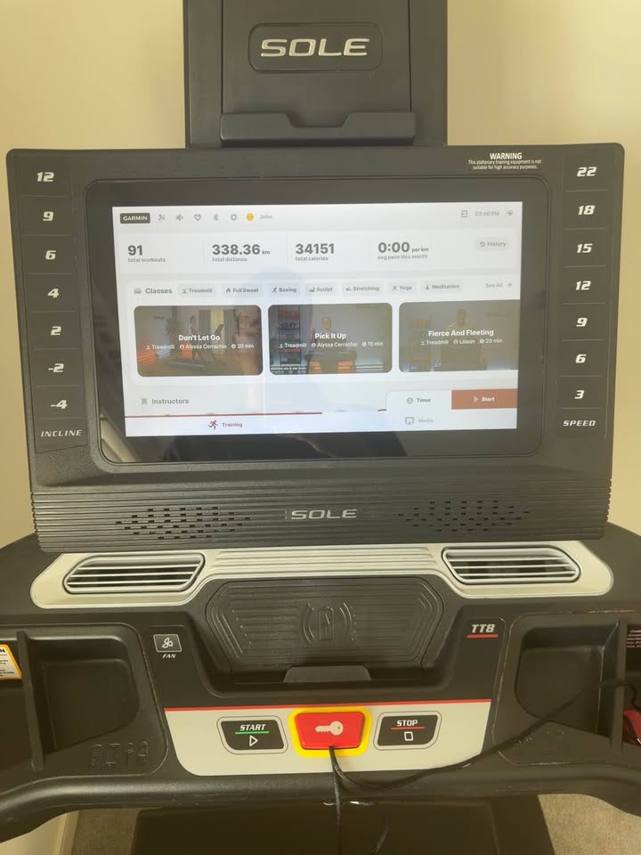 Used Sole Fitness SOLE TT8 Treadmill – Latest Touchscreen Model – Light Commercial – RRP £3,999 — photo 6