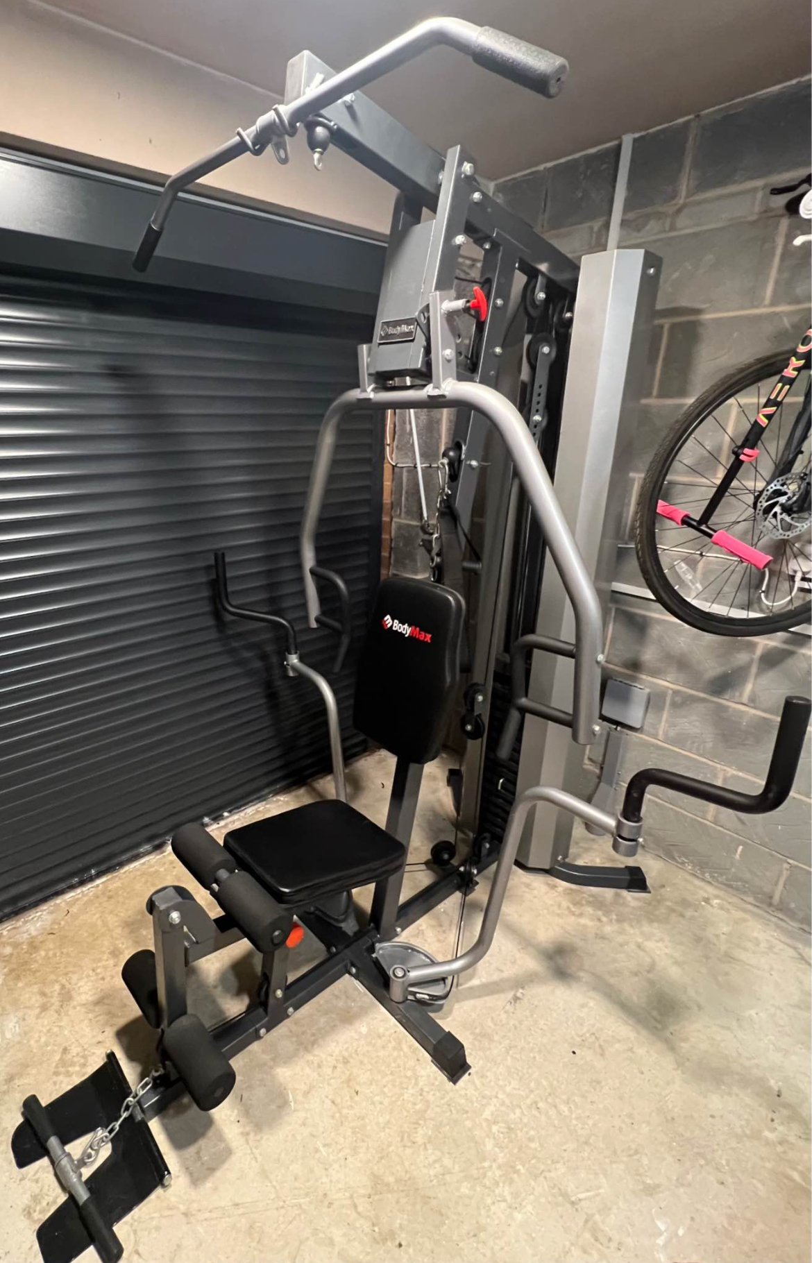 Used Body Max home multi gym with leg press & accessories- £300 ONO- QUICK SALE NEEDED Pin Loaded Machine — photo 2