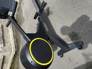 Used Technogym Skillrow Rowing Machine - equipped with LCD screen Rowers — photo 2