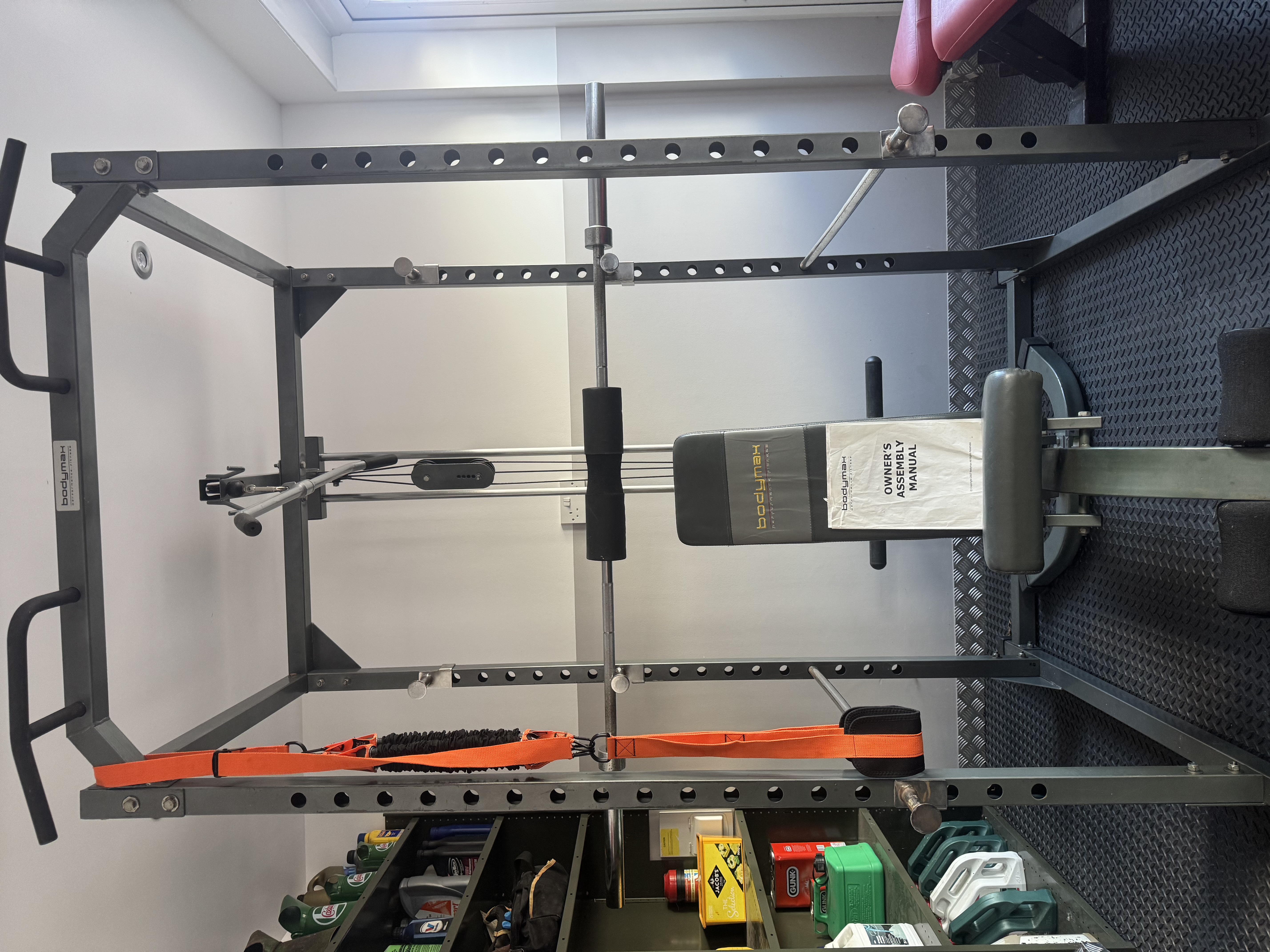 Used 3 old school weighted machines solid and vintage! Also Hampton dumbbells old school, Over 300kg in weight plates etc. Plate Loaded Machine — photo 7