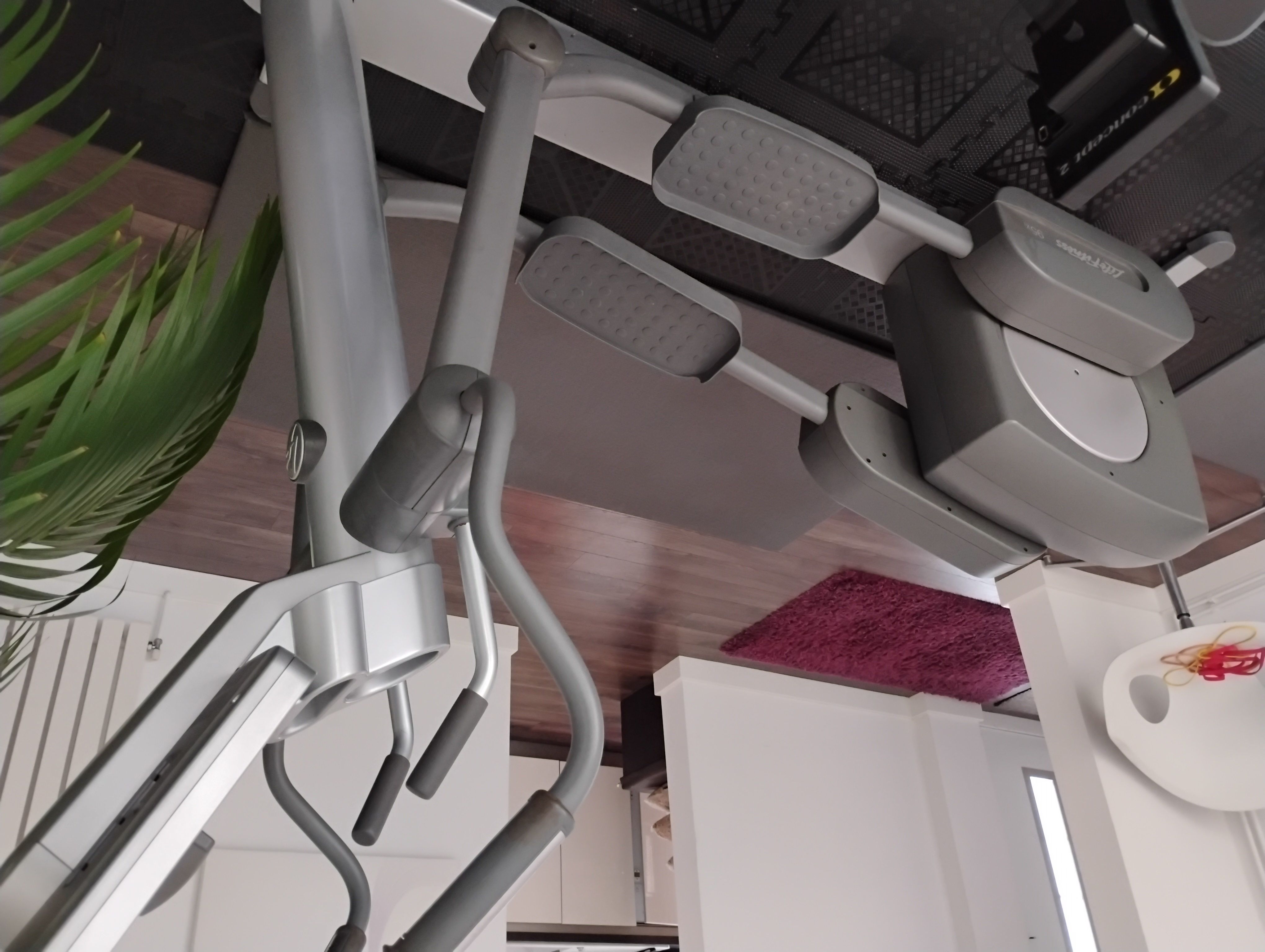 Used Life Fitness 95xi Crosstrainers — photo 3