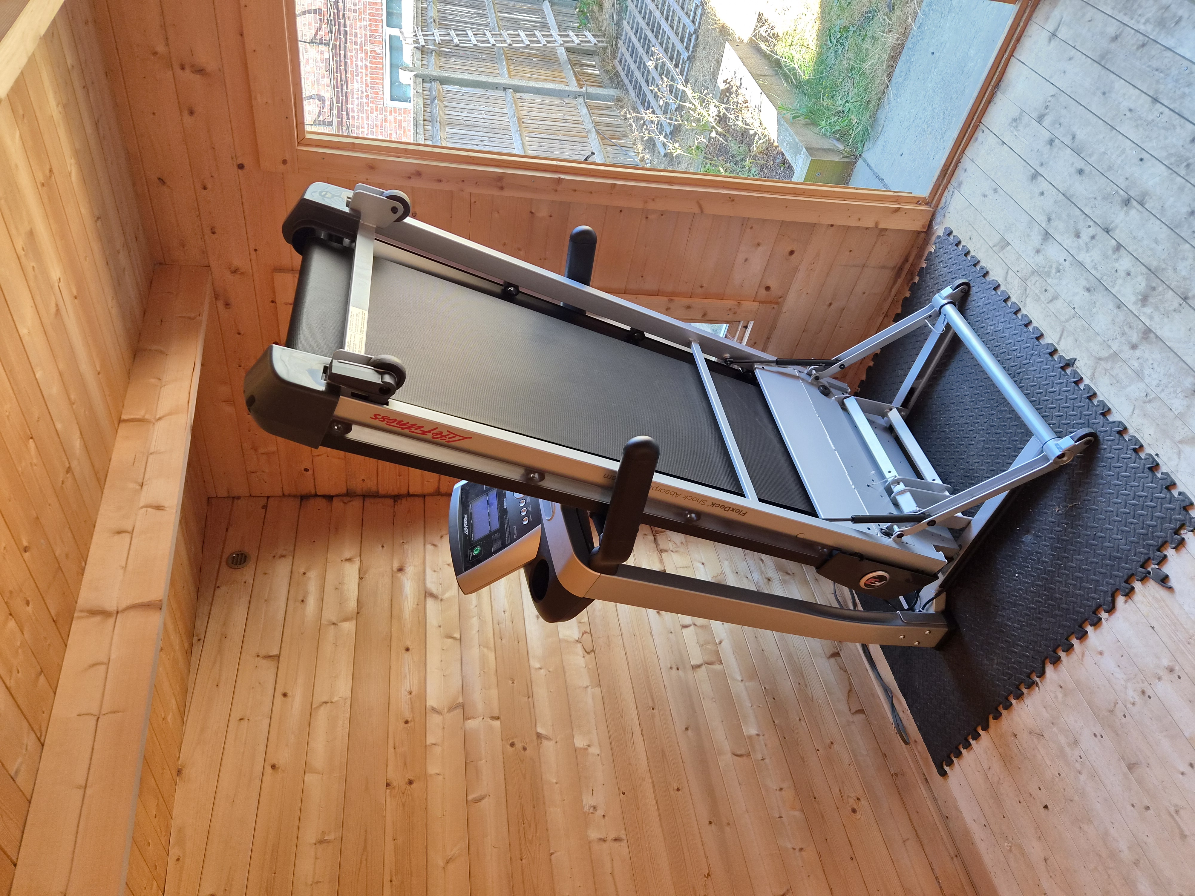 Used Life Fitness F3 Treadmill — photo 4
