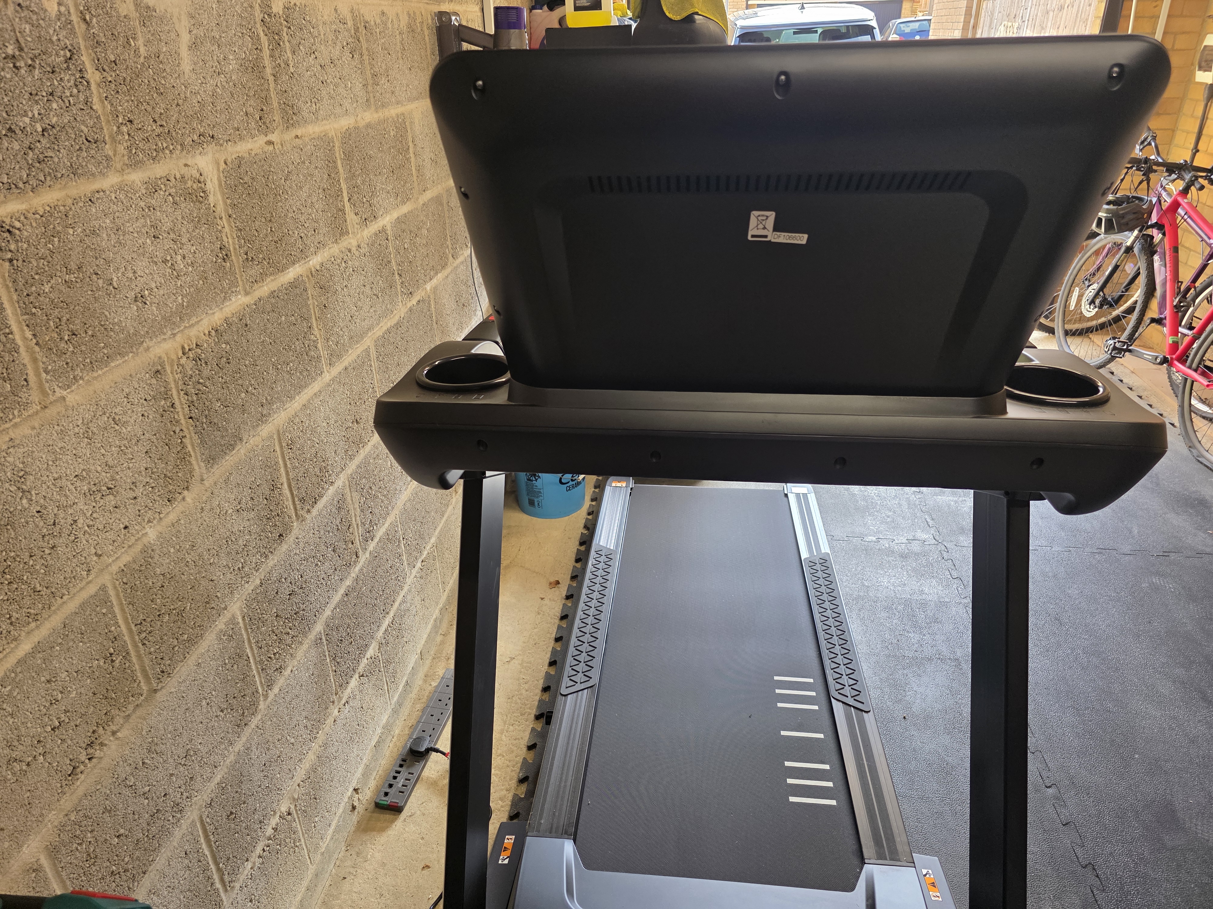 Used BH Fitness RS1000R Treadmill — photo 3