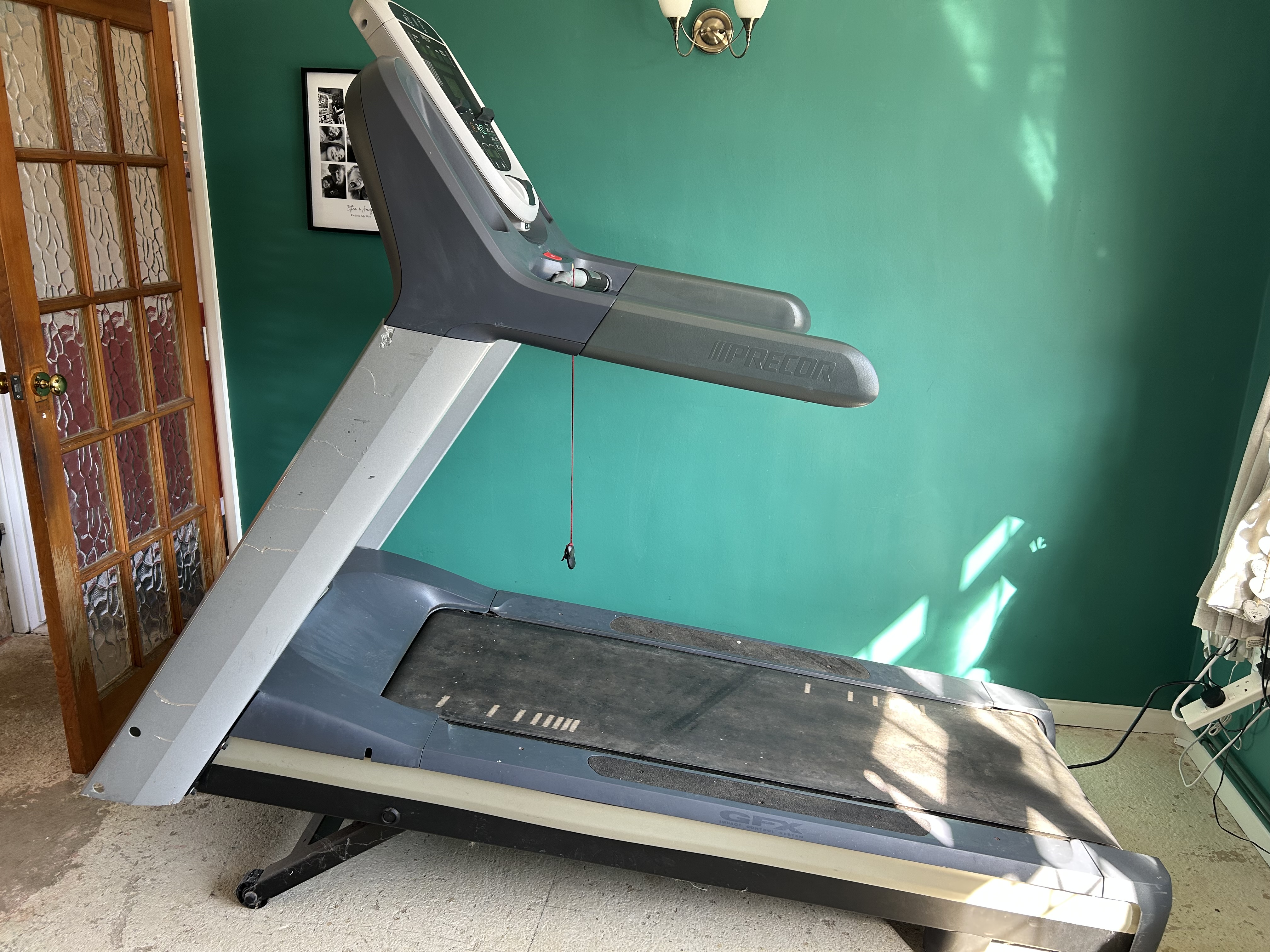 Used Precor Experience Precor TRM835 Treadmill — photo 3