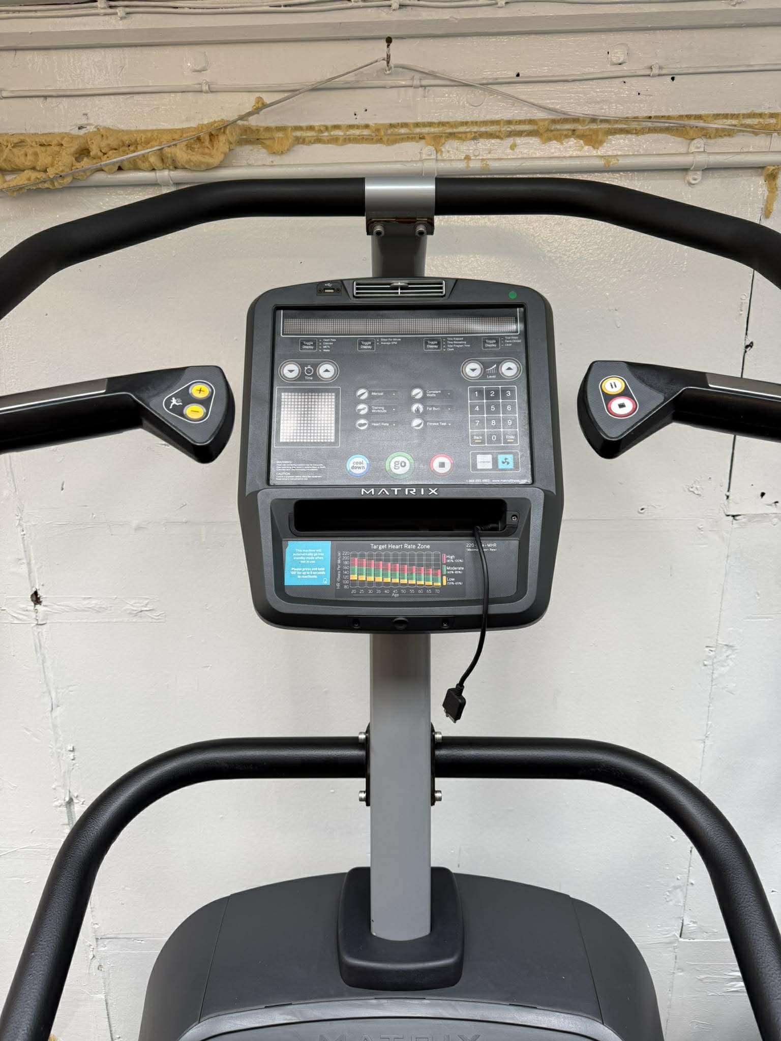 Used Matrix Fitness Matrix Climbmill Old Console Stairclimbers — photo 3