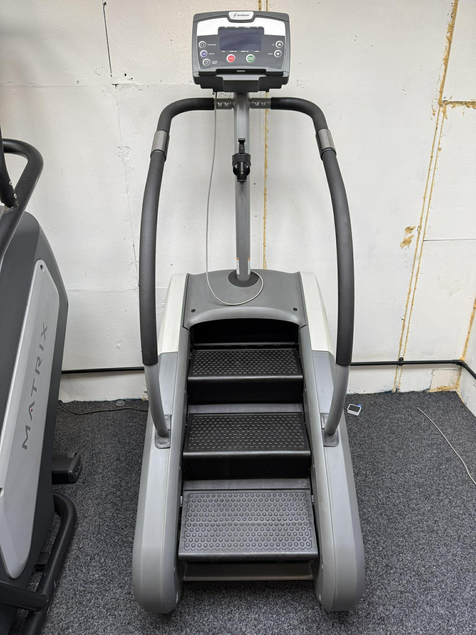 Used Matrix Fitness Matrix Climbmill Old Console Stairclimbers — photo 2